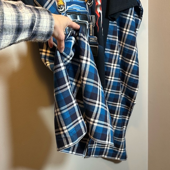 Poncho 18 wheeler eagle American flag black and blue flannel plaid - Picture 3 of 6